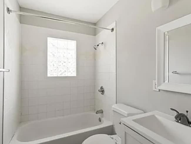 Building Photo - Charming Prairie Village Ranch for Rent in...
