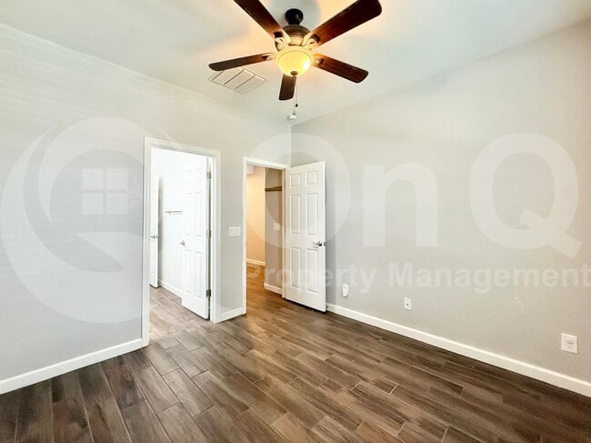 Building Photo - 4336 E Mesquite St