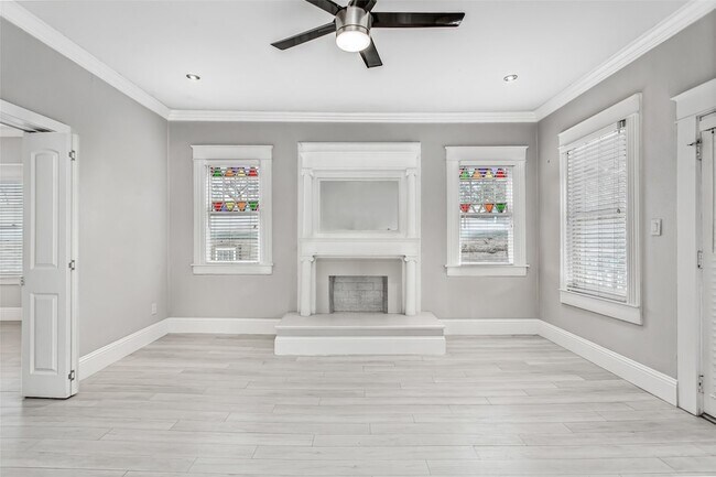 Building Photo - 4719 Junius St