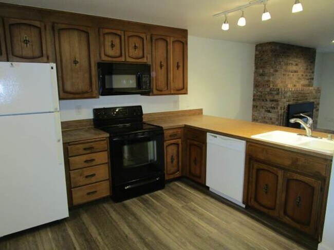 Building Photo - 5304-5304 96th Ave Ct NW