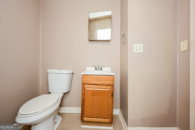 Building Photo - 10192 Port Royal Ct