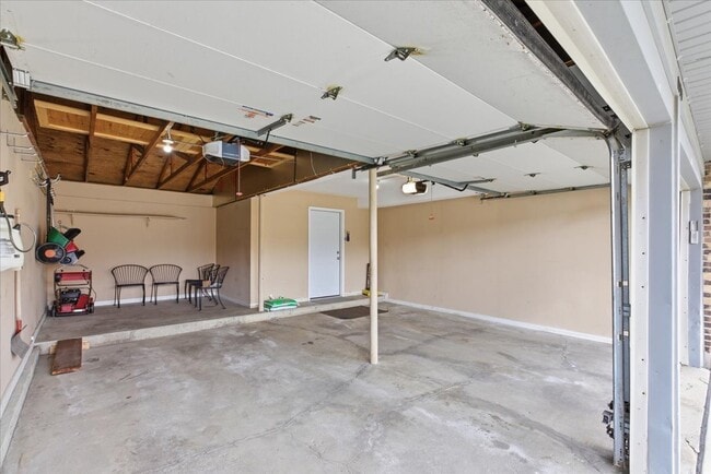 Building Photo - 1590 E Bayside Ct