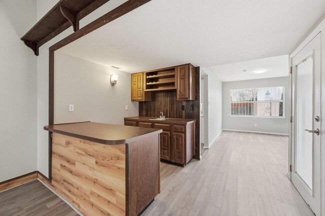 Building Photo - Charming 3-Bed Brick Home with Spacious Layout, Updated Floors & Cozy Fireplace in Grand Prairie