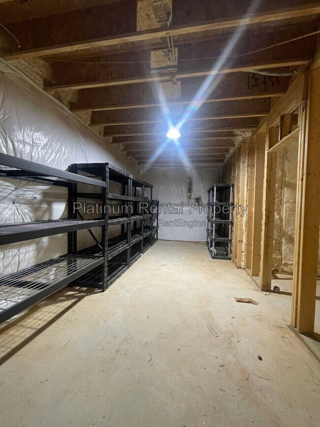 Building Photo - 3215 Summerpoint Crossing