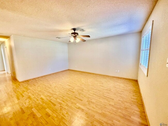 Building Photo - 2783 W 29th Ln