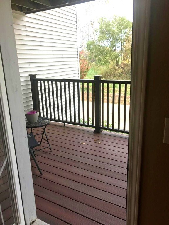 Building Photo - 1230 Murray St NE #5