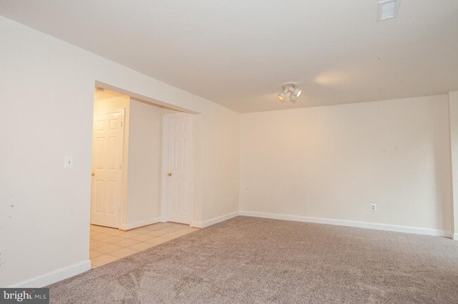 Building Photo - 6071 Joust Ln