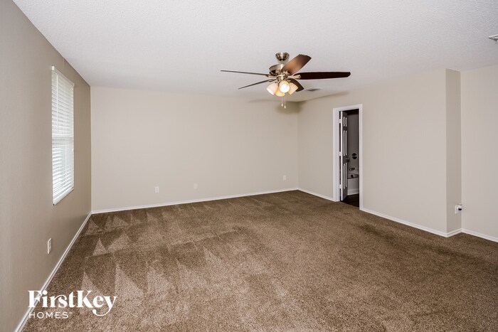 Building Photo - 313 Butch Cassidy Dr