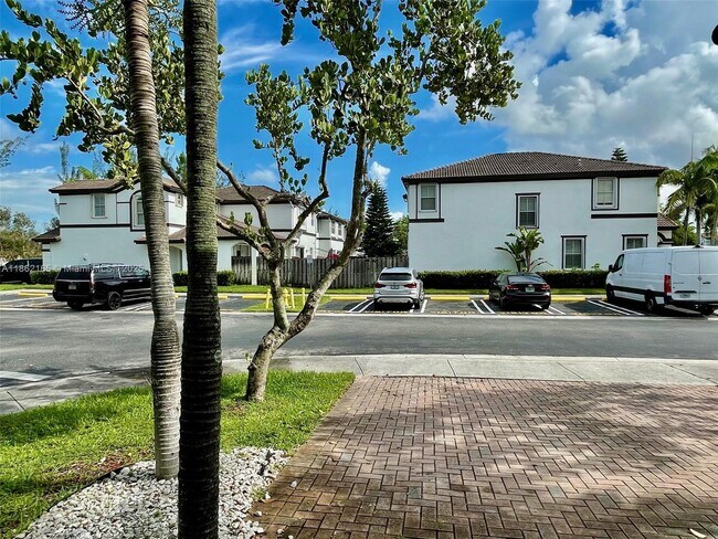 Building Photo - 11652 NW 77th Terrace