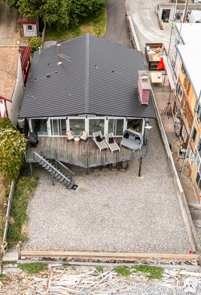 Building Photo - 1455 Edwards Dr