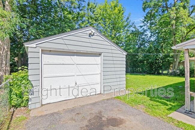 Building Photo - 4011 Welcome Ave N