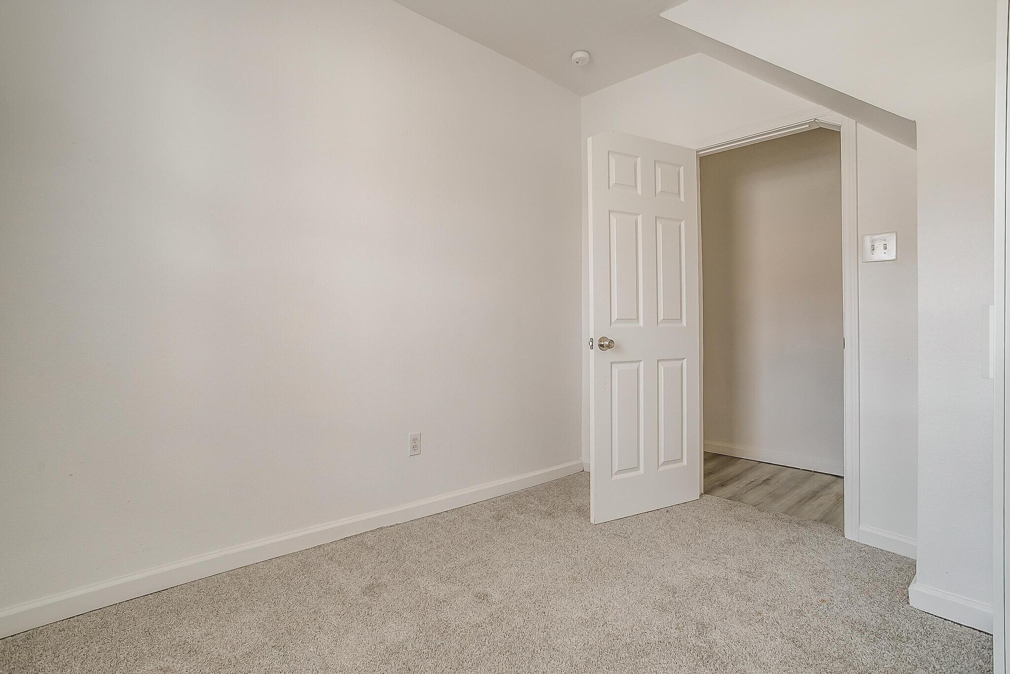 Building Photo - 2722 E Vickery Blvd