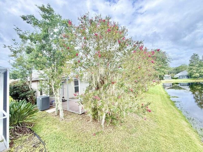 Building Photo - 9512 Greenpointe Dr