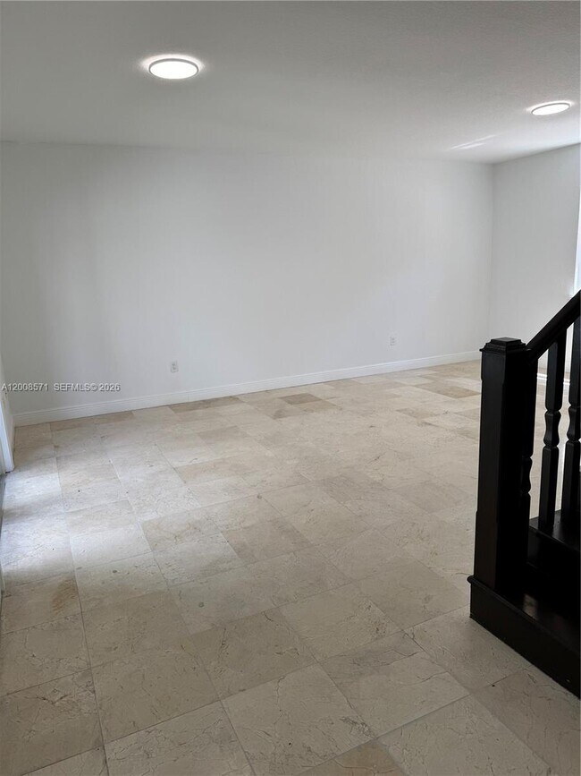 Building Photo - 3080 Bird Ave