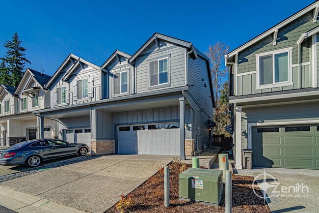 Building Photo - 2403 Trail Vw