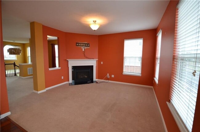 Building Photo - 13334 E Golden Gate Dr