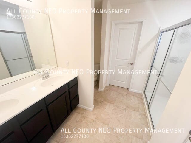 Building Photo - 10116 Flagstone Dr