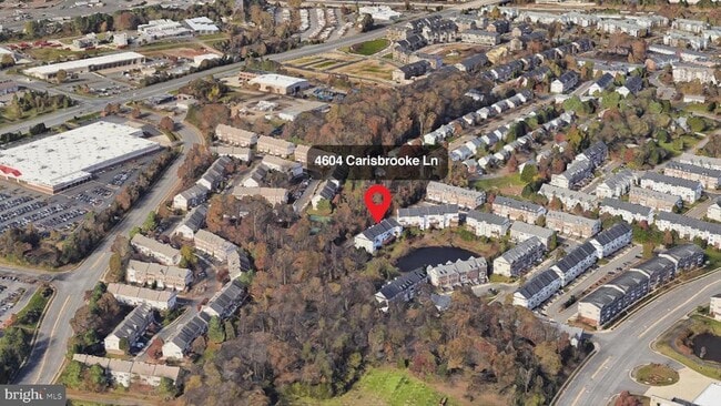 Building Photo - 4604 Carisbrooke Ln