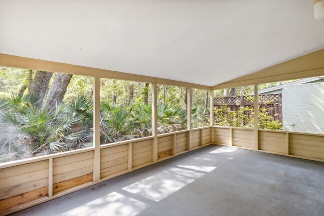 Building Photo - Mariners Walk - Easy walk to the beach