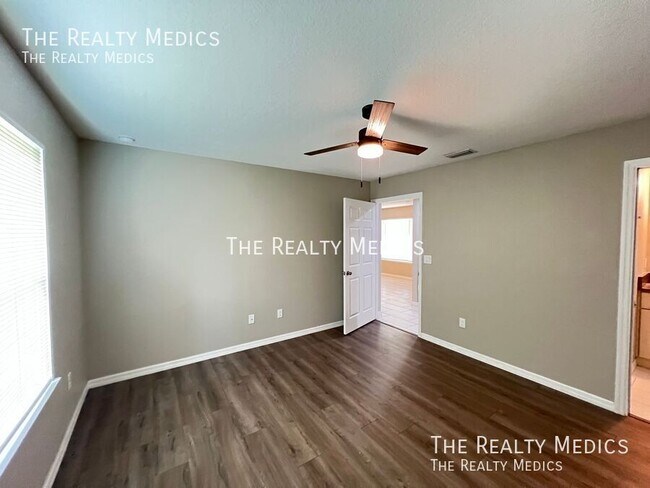Building Photo - 461 Malauka Loop