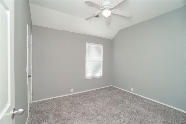 Building Photo - 1044 Southfork Dr