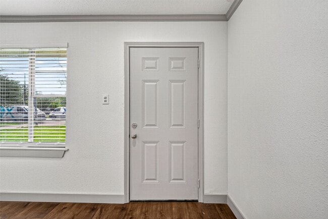 Building Photo - 1200 Cypress St