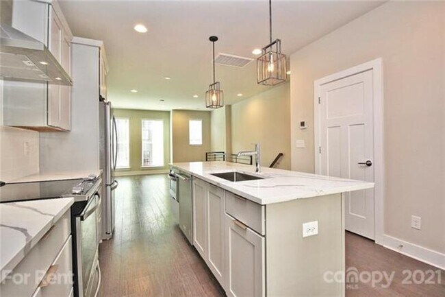 Building Photo - 1645 Cannon View Ln