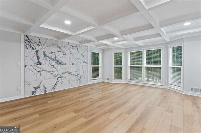 Building Photo - 2023 Stoneleigh Dr