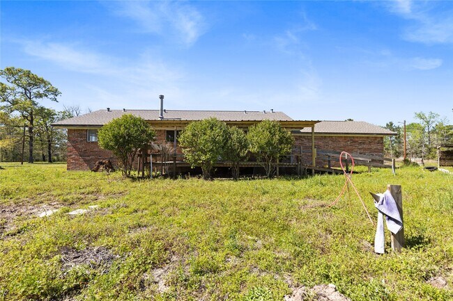 Building Photo - 18125 FM 1484 Rd