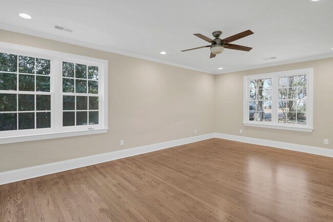 Building Photo - Renovated home in Forest Acres for rent!