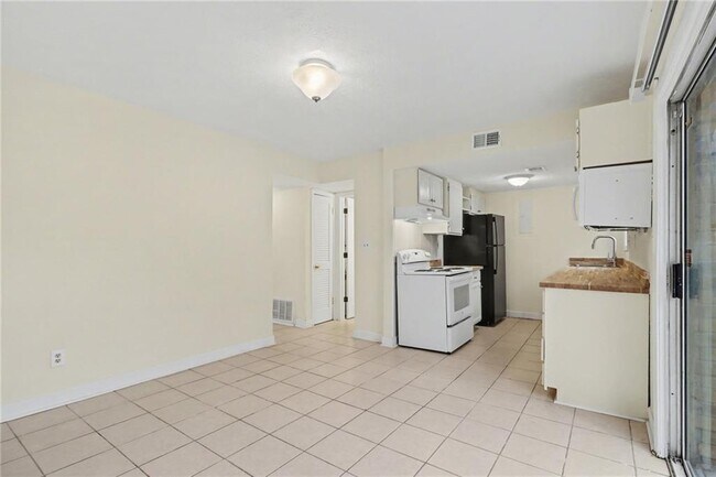 Building Photo - 1150 Rankin St