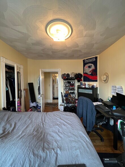 Building Photo - 59 Cedar St