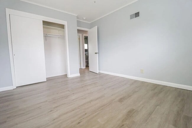 Building Photo - Section 8 Friendly - Updated and Modernized 3-Bedroom Home in Tulsa