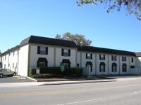 Building Photo - 2808 W Azeele St