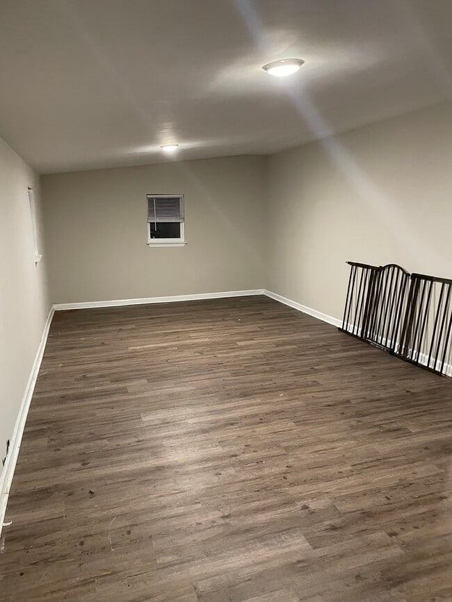 Building Photo - 510 Heritage Dr