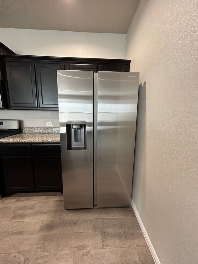 Building Photo - COMING SOON!!  Beautiful 5 Bedroom Home in Desert Ridge