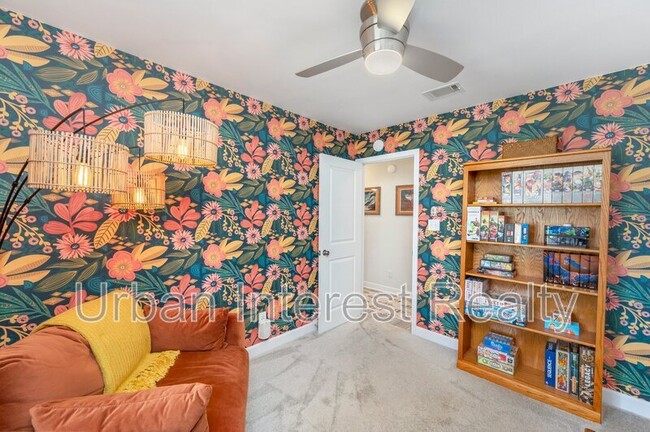 Building Photo - 344 Sailfish Dr