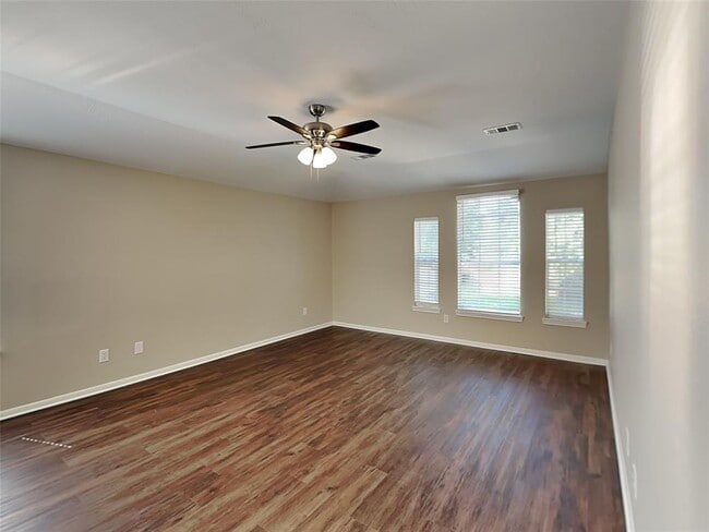 Building Photo - 16118 April Ridge Dr
