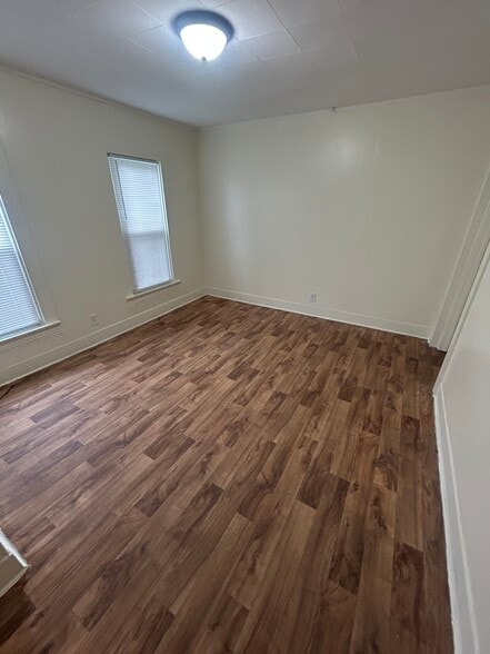 Building Photo - 201 N Bechtle Ave