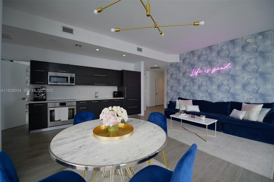 Building Photo - 45 SW 9th St