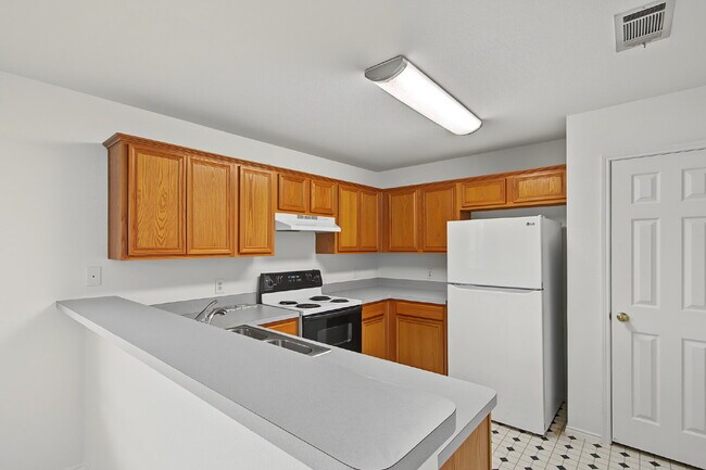 Building Photo - Single Family 3 Bedroom for Rent