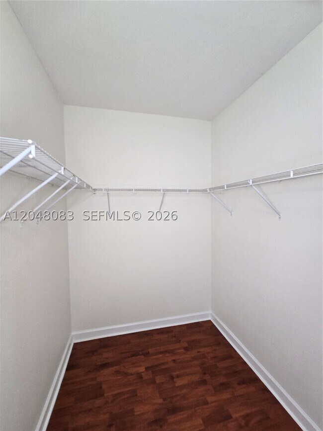 Building Photo - 14758 SW 9th Ln