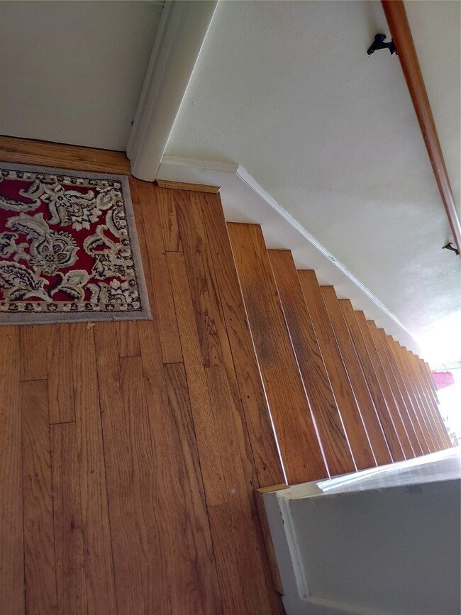 Building Photo - 2821 Eastgrove Ln