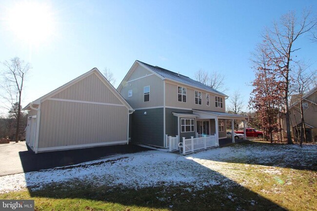 Building Photo - 224 Mill Race Dr