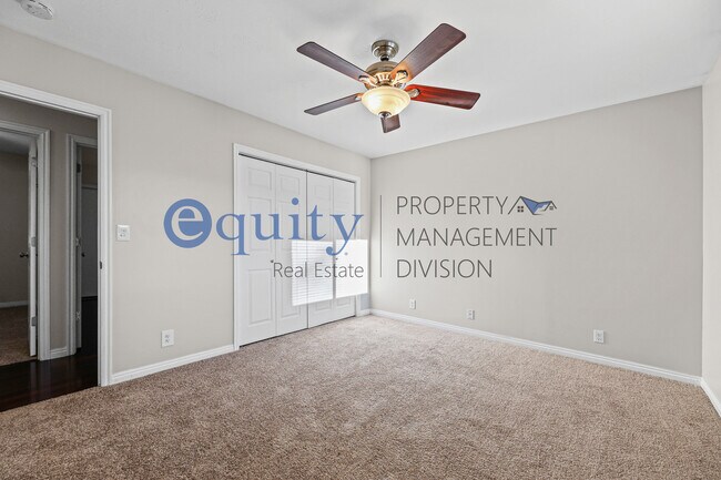 Building Photo - 7102 Brookhill Dr E