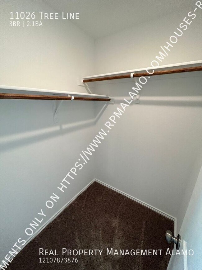 Building Photo - 11026 Tree Line