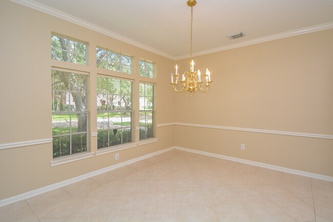 Building Photo - 17415 Fountainview Cir