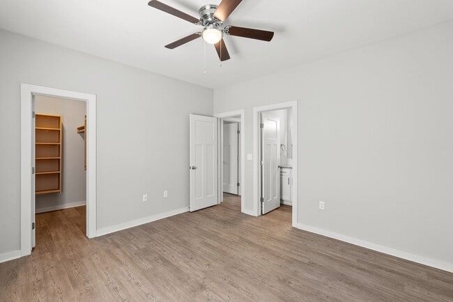 Building Photo - 3619 W 45th St S