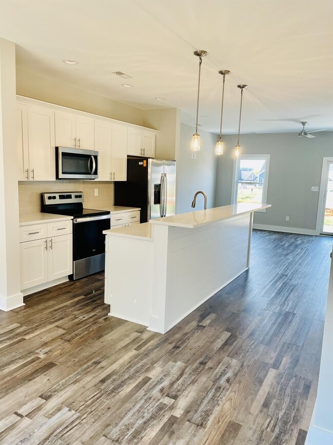 Building Photo - 51 Zentry Pl