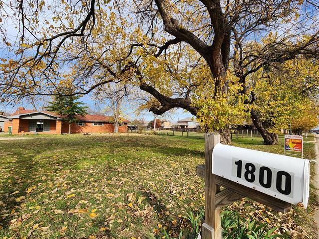 Building Photo - 1800 Kirkpatrick Ln